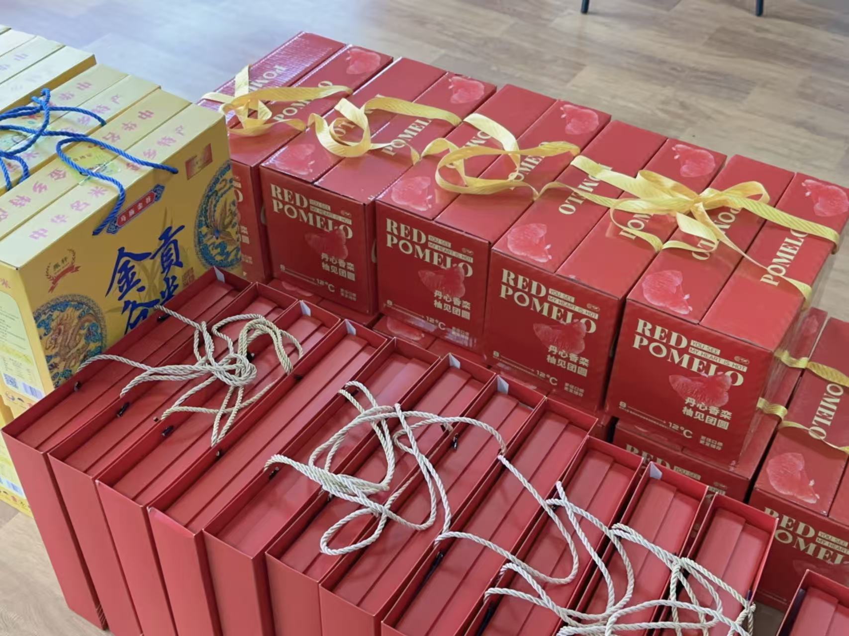 月满中秋，情暖职工