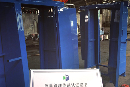 防突风门的产品结构与工作原理
